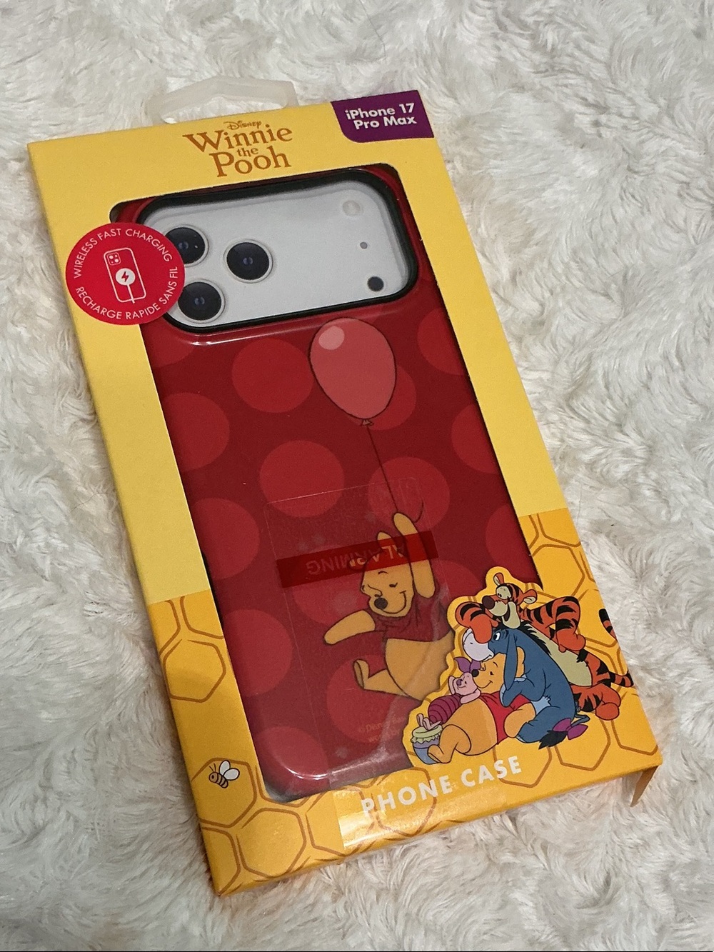 Winnie the Pooh Red polka dot iPhone 17 Pro Max Phone Case